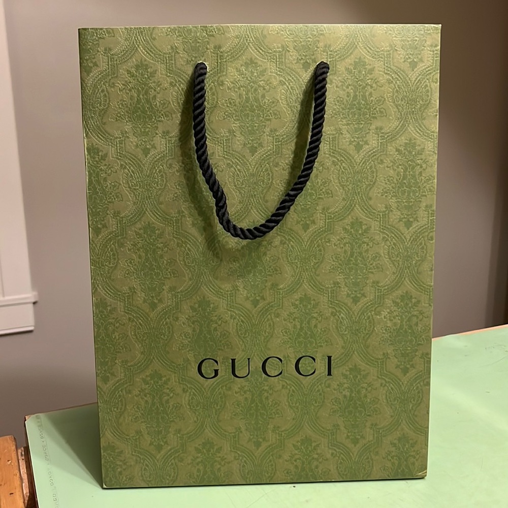 Gucci Gift / Shopping Bag